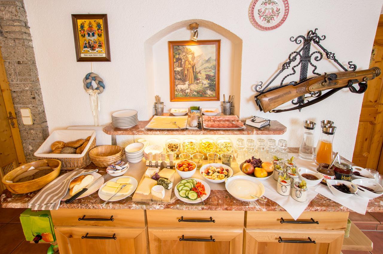 Hauslhof Bed & Breakfast Sankt Wolfgang im Salzkammergut ภายนอก รูปภาพ